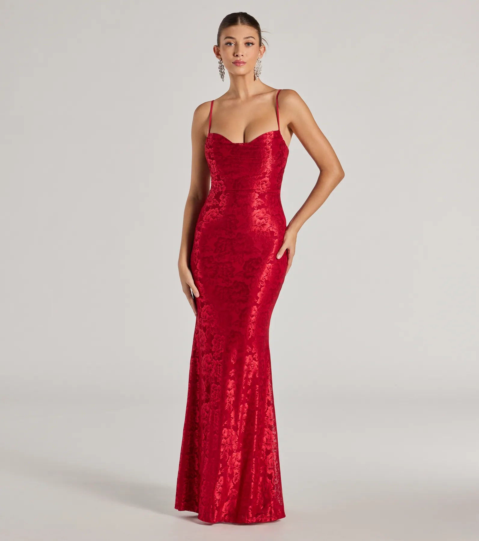 The Haisley Open Back Floral Lace Mermaid Dress is a red holiday dress with a festive style, crafted from luxe fabrics and with unique design accents, a perfect pick as your holiday party dress.